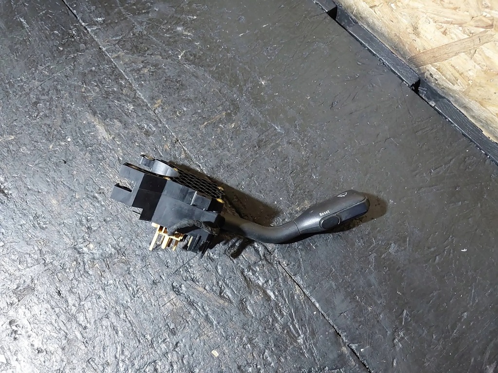 фото №15, Важіль / перемикач двірник комп'ютер audi a4 b5 8d 4d0953503