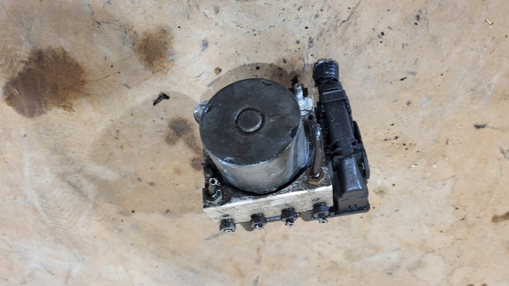 фото №8, Насос abs mitsubishi colt vi 04-07 0265800403