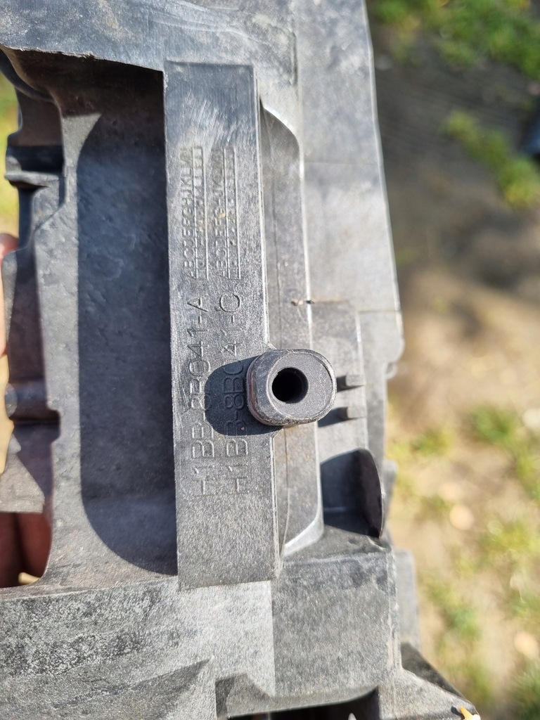 фото №6, Ford fiesta mk8 усилитель pas передний жалюзи