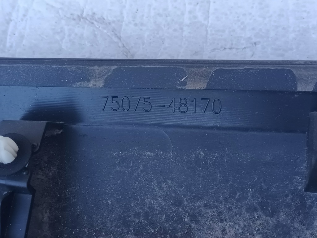 Молдинг двері lexus rx 75741-48130 75075-48170 Київ