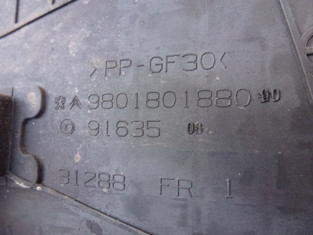 Корпус основание корпус аккумулятор citroen c3 aircross 18r с Разборки