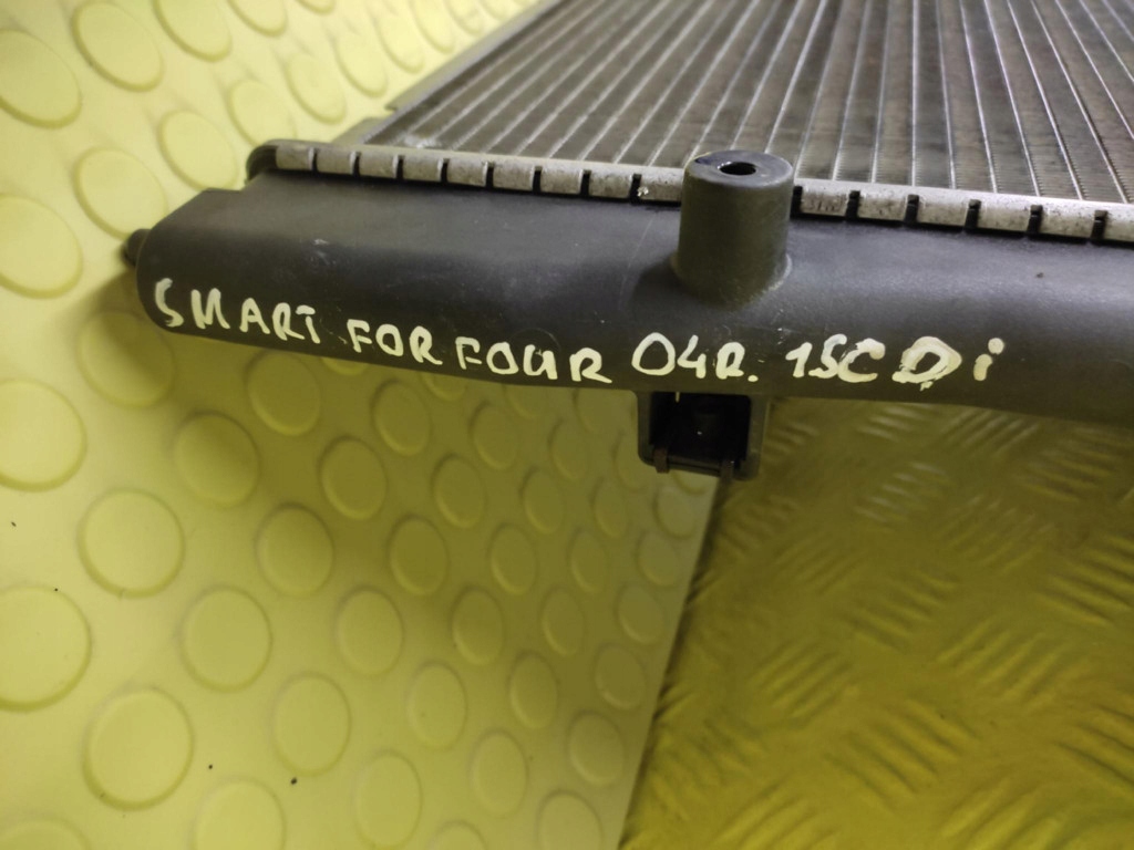 Smart forfour 1.5 cdi радіатор води Доставка