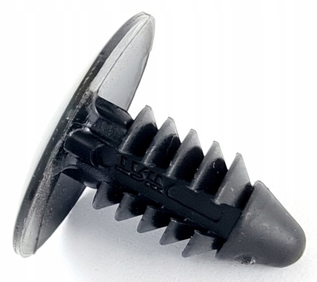 фото №1, Клипса бампера ford transit- kuga- mondeo