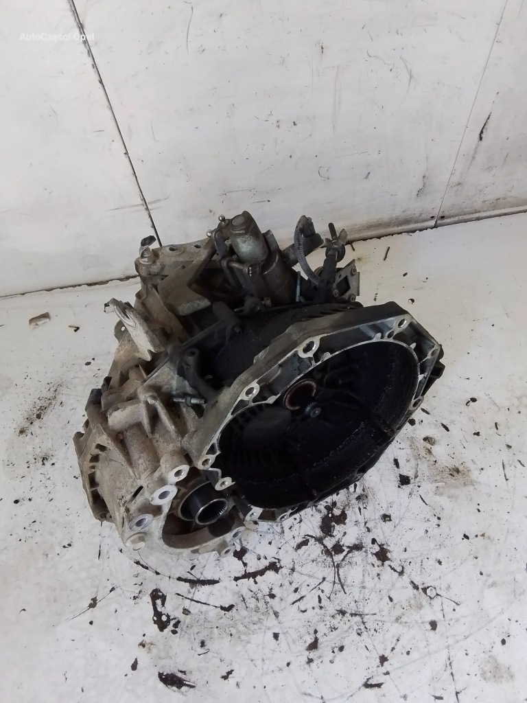фото №1, Opel antara 2.2 коробка передач передач механічна коробка передач 4x4 f40