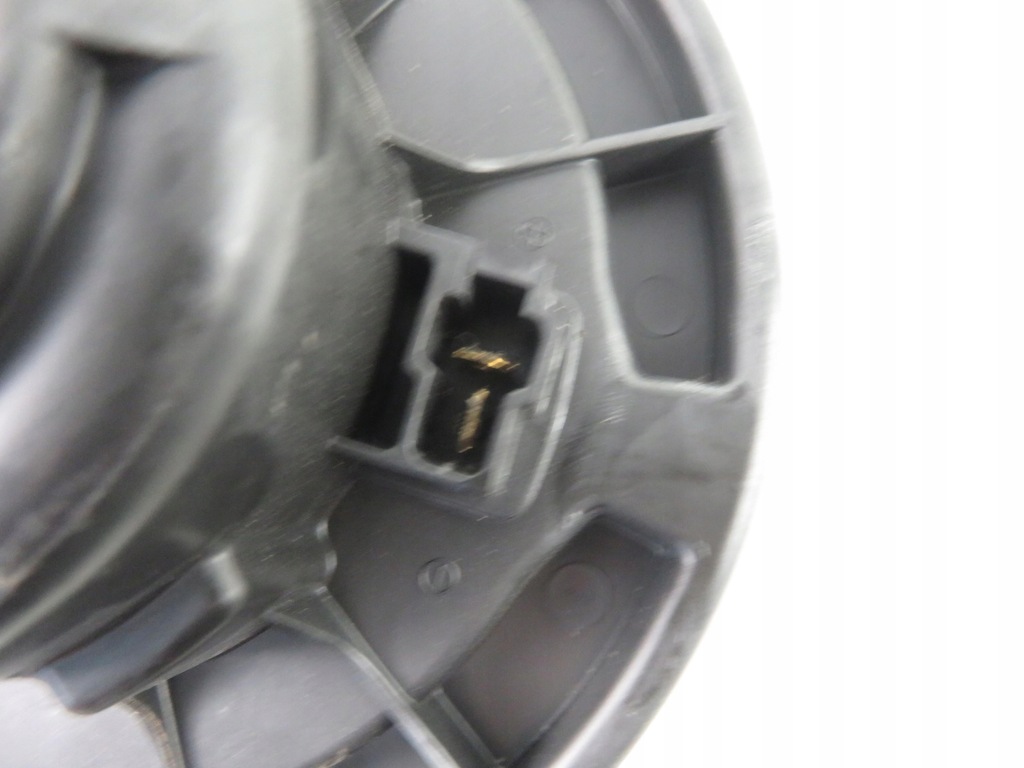 фото №5, Воздуходувка toyota corolla verso 0130101601 mf0160700610