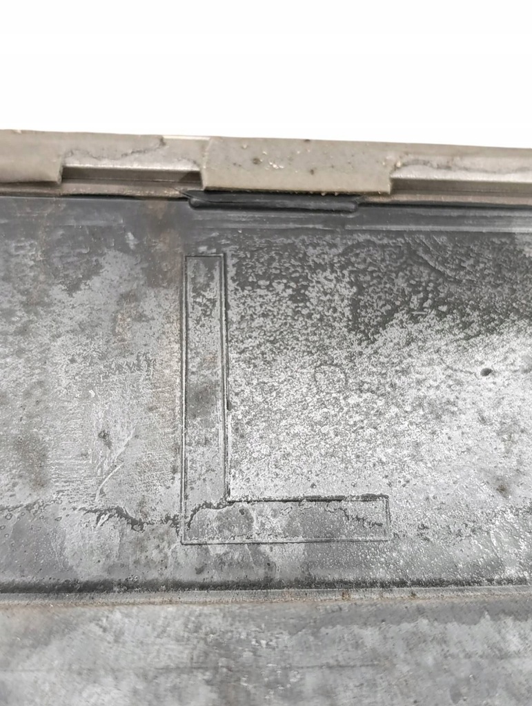 фото №9, Audi q5 sq5 2013 ліва сторона молдинг двері задніх