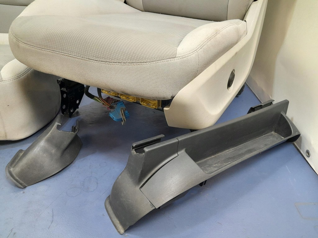 фото №3, Mercedes b w246 сиденья комплект