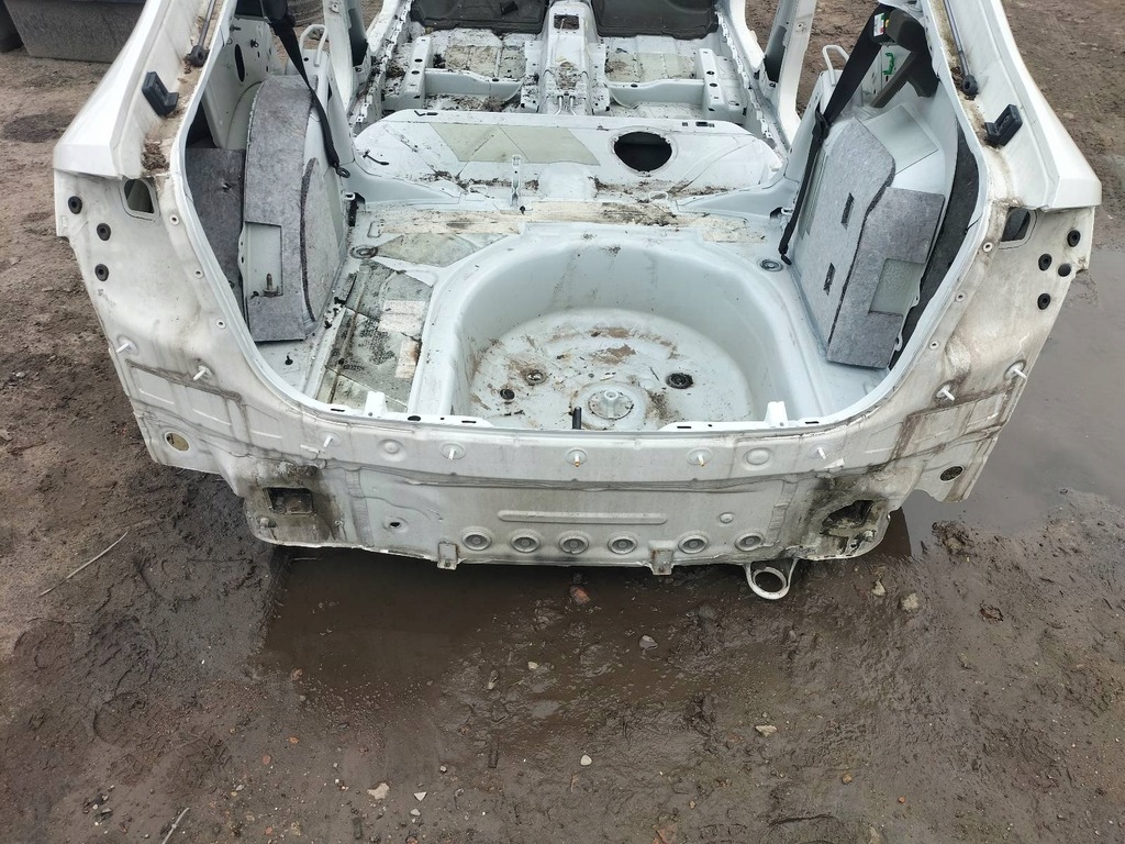 фото №1, Піддон багажника pas задній skoda rapid i liftback lf9e