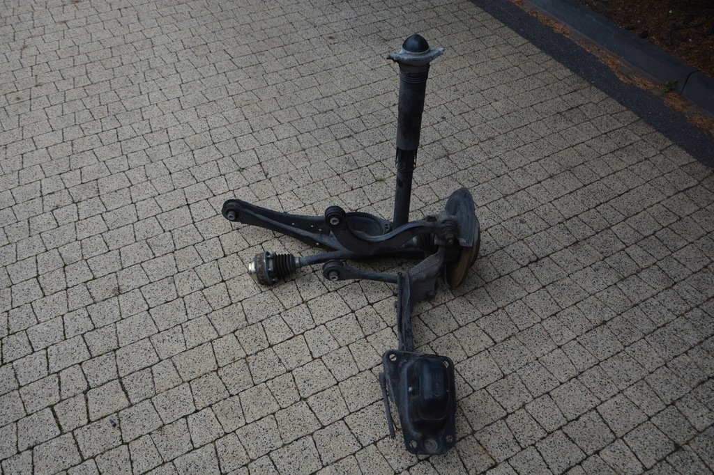 фото №10, Підвіска задня lt pt поворотний кулак ступиця vw golf 7