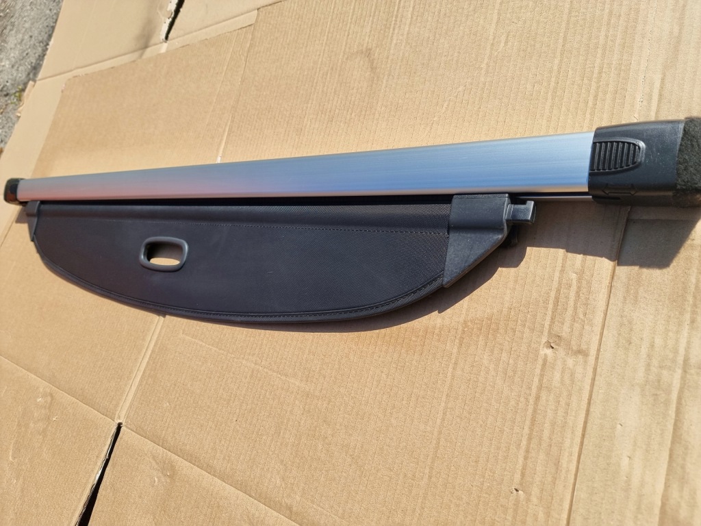 фото №2, Шторка kia sportage 4 2016-2020 rok оригинальная ładna