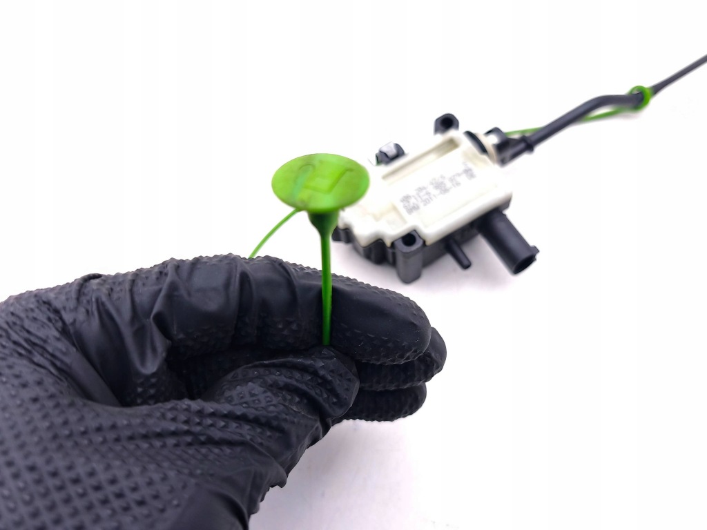 фото №6, Mini cooper countryman r60 2011 привід кришка заливної пального 406204426