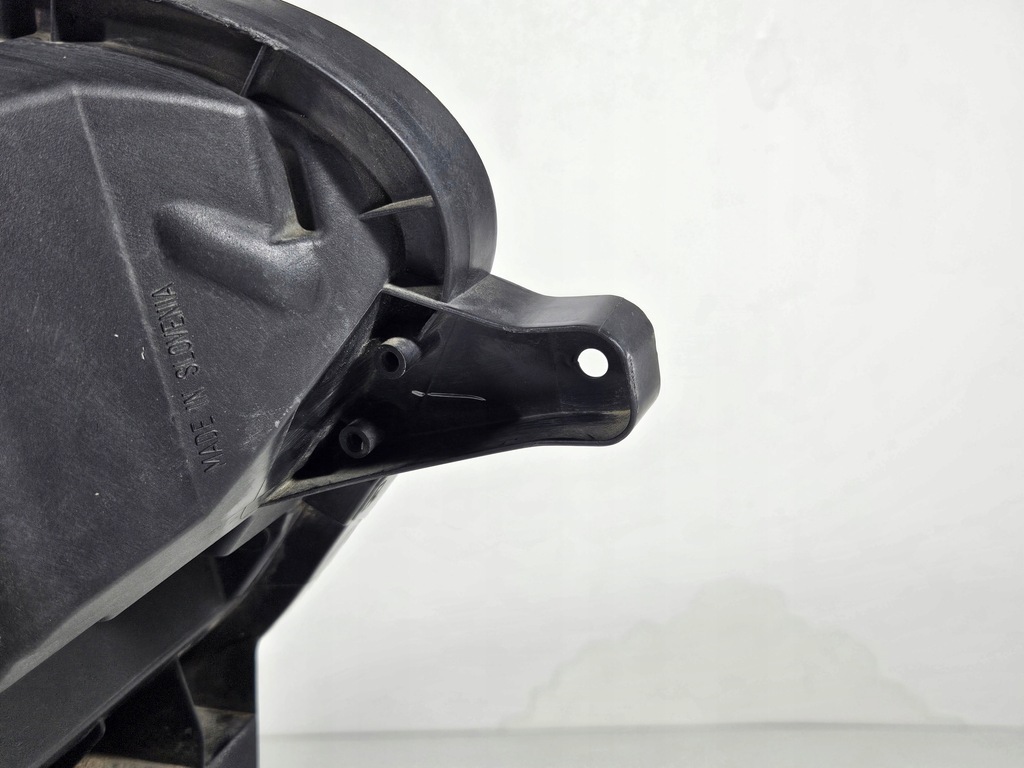 фото №9, Лампа левая перед передняя renault kadjar 2015- линза led cala eu