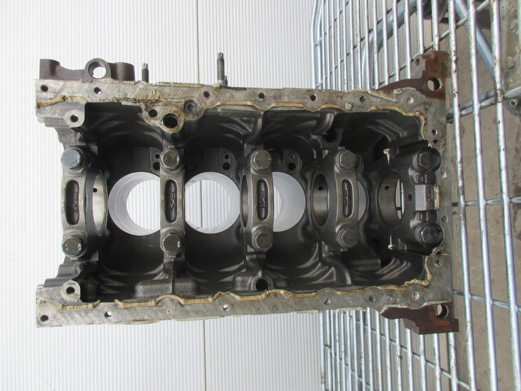 фото №7, Ford kuga i mk1 2.0 tdci 140km ufda блок двигателя