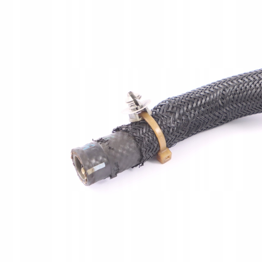 Bmw f10 f11 lci шланг топливный 8575468 Цена