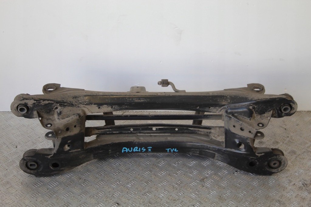 фото №1, Подрамник подрамник подрамник задняя toyota auris ii 2