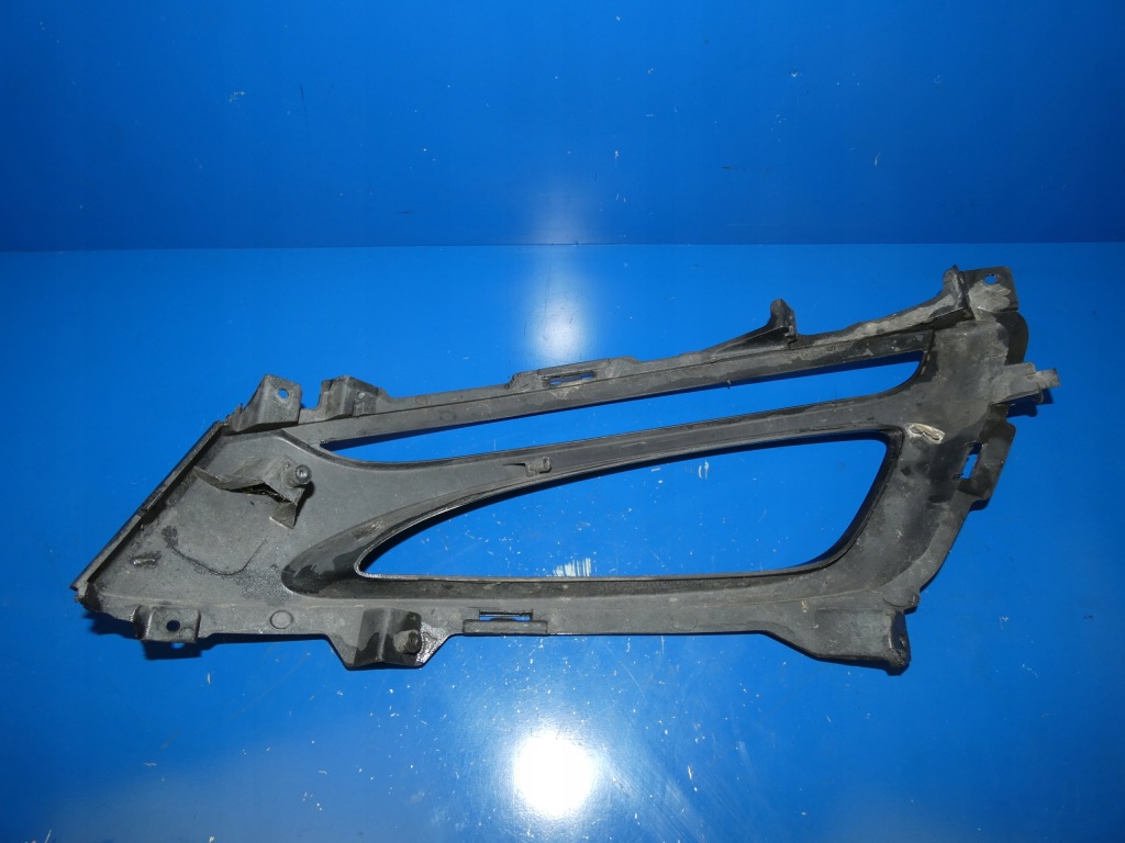 фото №2, Optima iii 10- рамка бампера противотуманной фары правый перед