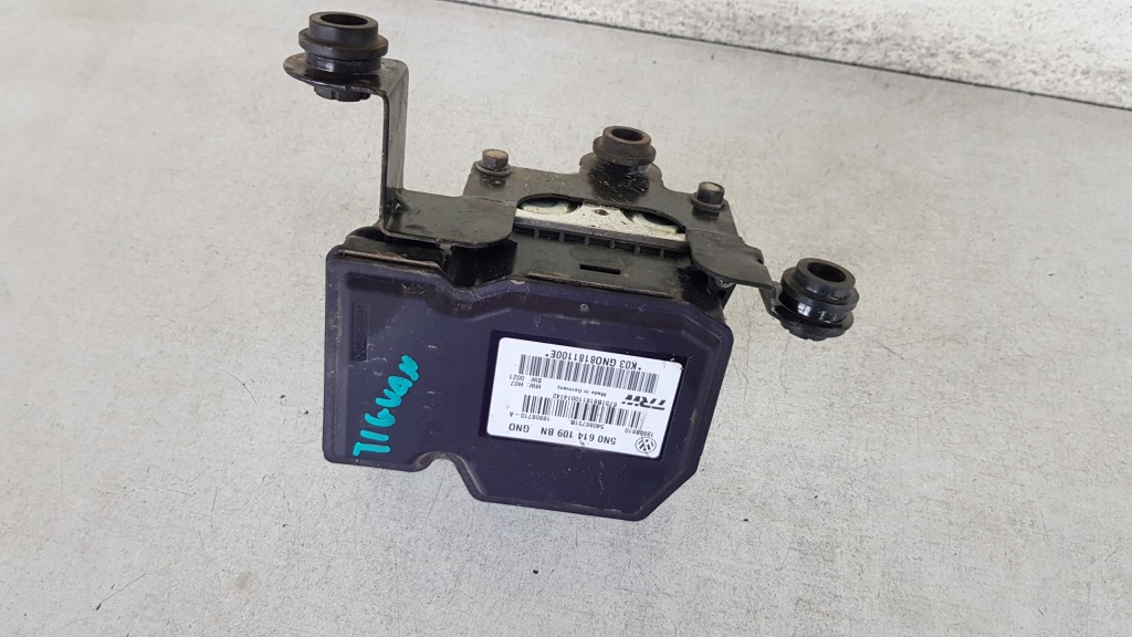 фото №1, Volkswagen оригинальный номер 5n0614109bn насос abs