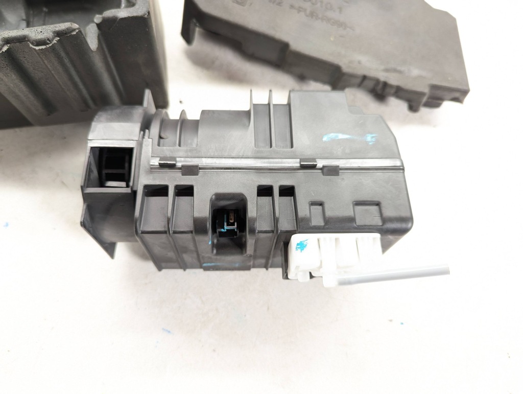 Mercedes-benz s w222 2015 насоса вакуумные с Разборки