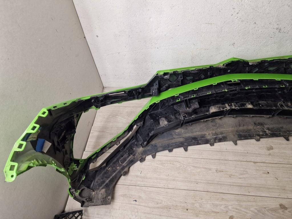 Lamborghini urus бампер перед Цена