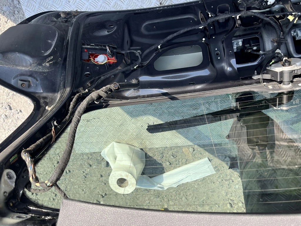 фото №16, Кришка багажника багажника комплектна audi q7 i 1 4l лампи