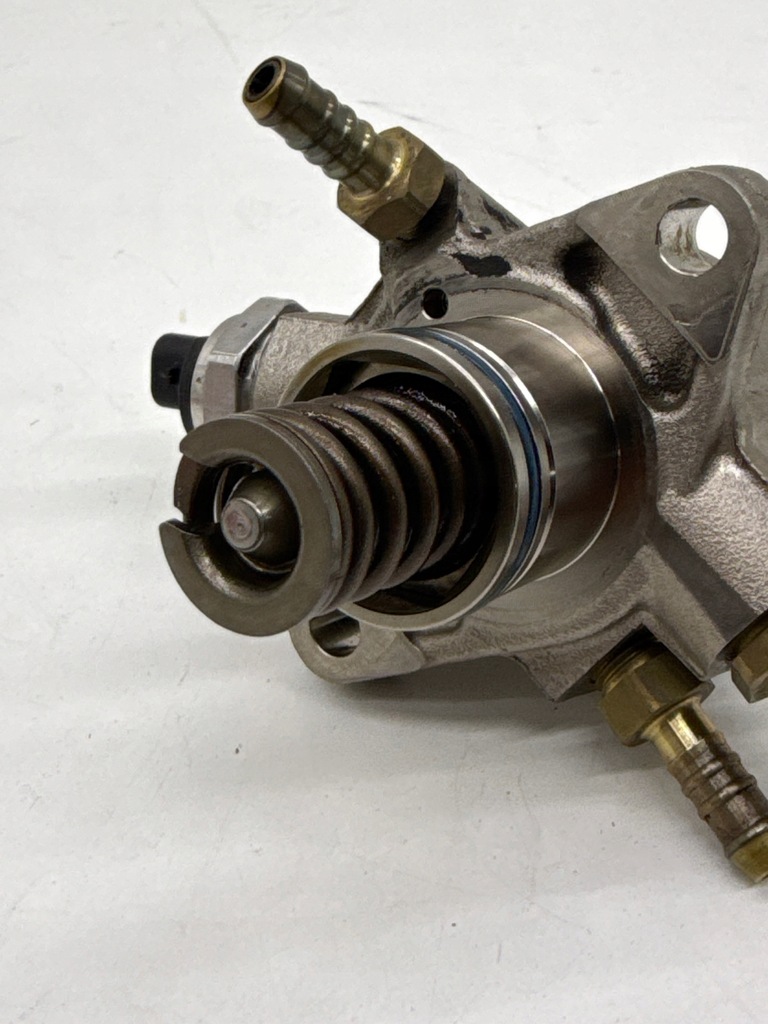 фото №11, Audi s6 s7 c7 a8 4.0 tfsi насос wysokiego давления правая исправна оригинал