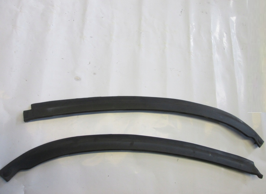 фото №1, Chrysler town country 11- молдинг крыла задняя