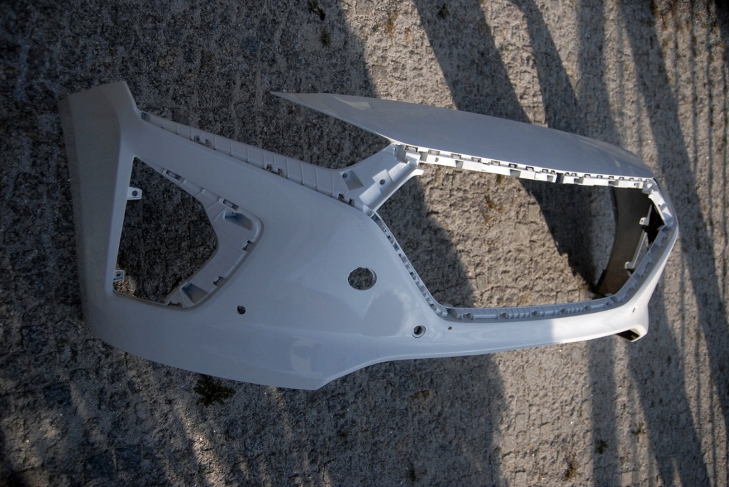 Hyundai ioniq бампер перед передній оригінал  16-19 86511-g2000 Зі Шроту