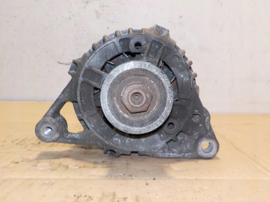 фото №1, Генератор audi a4 b5 1.8 0123310022