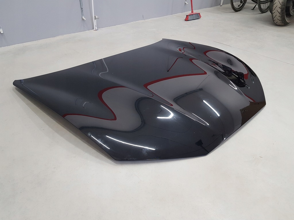 фото №9, Ford mustang e-mach 20- капот