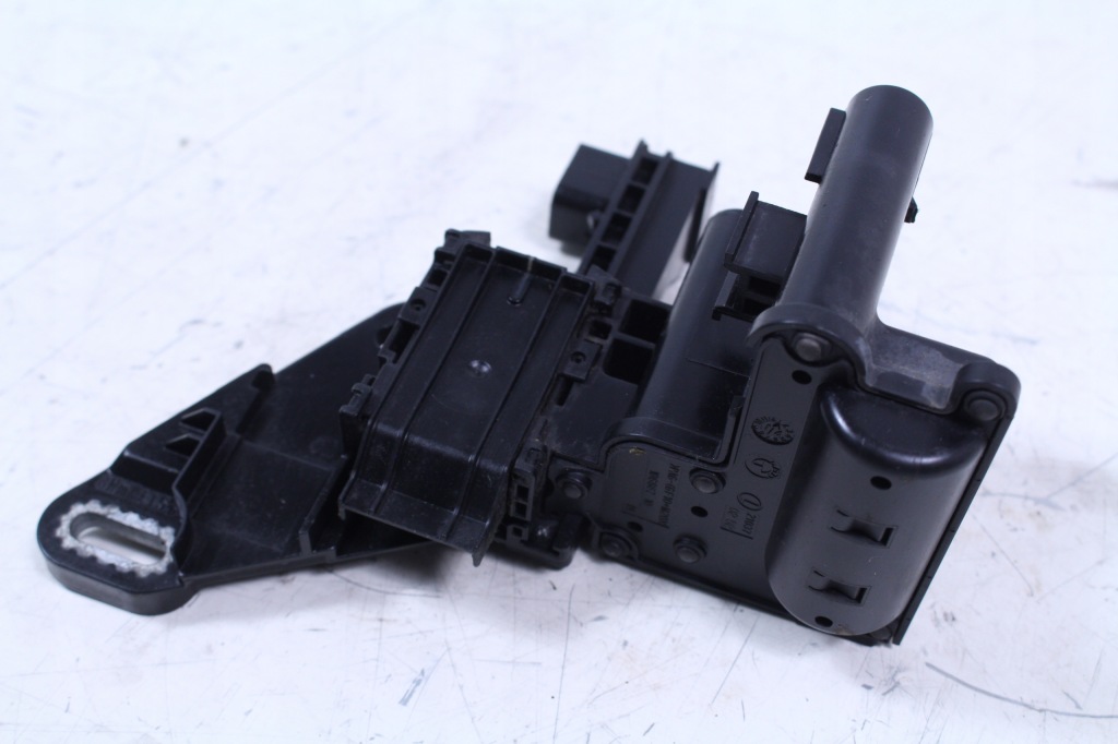 фото №1, Предохранитель аккумулятор bmw serii 1 f20 3 f30