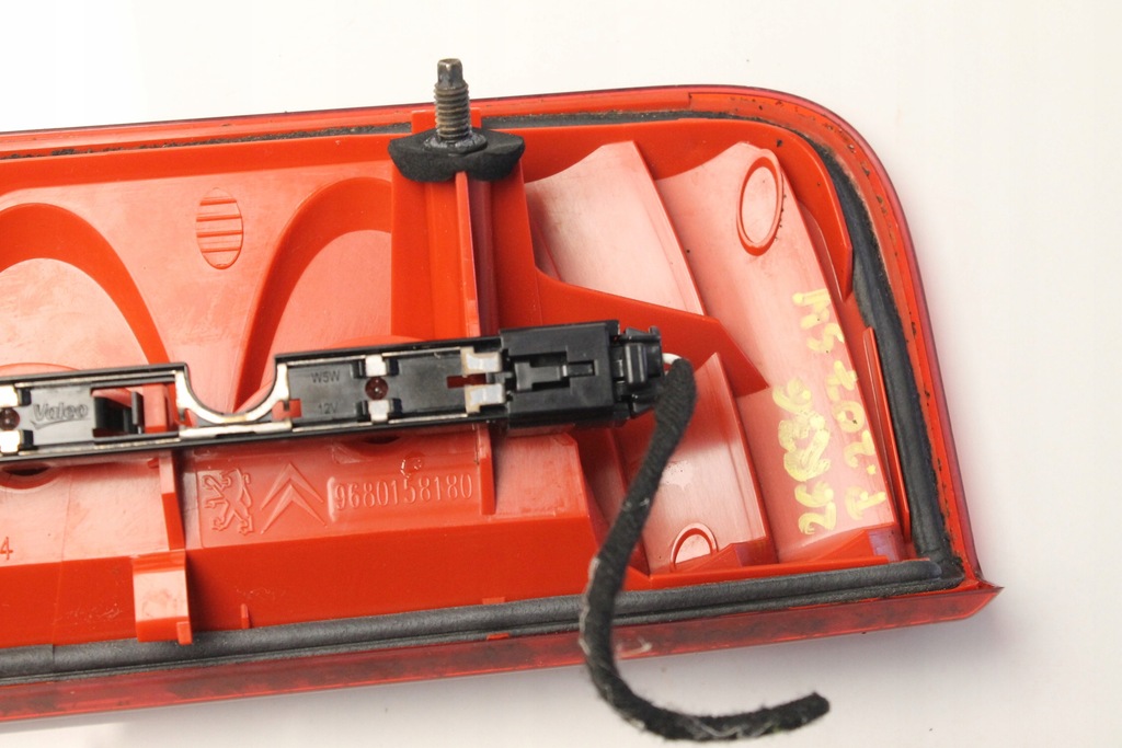 фото №6, Peugeot 207 sw kombi 2008r- третий свет стоп стоп-сигнал подножка 9680158180