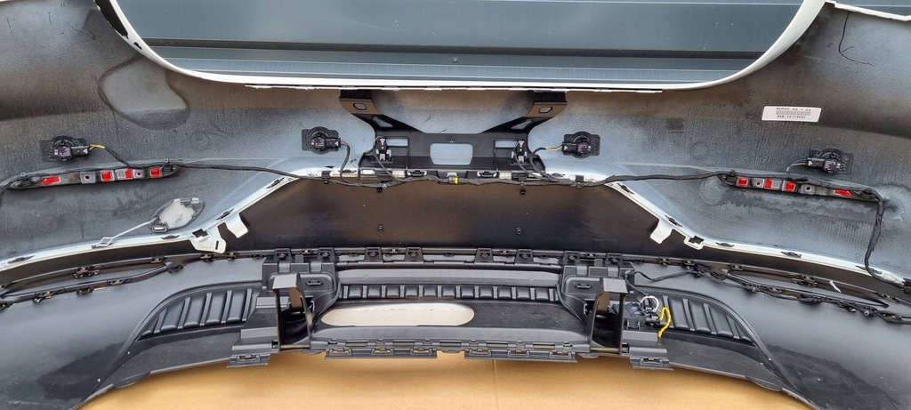 фото №8, Mercedes eqe v295 sedan 2022- бампер задняя оригинал d277