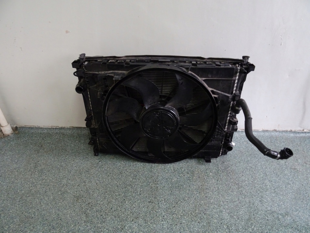 Mercedes glc 253 x253 c253 рестайлінг  ремінь передній радіатор комплект Зі Шроту