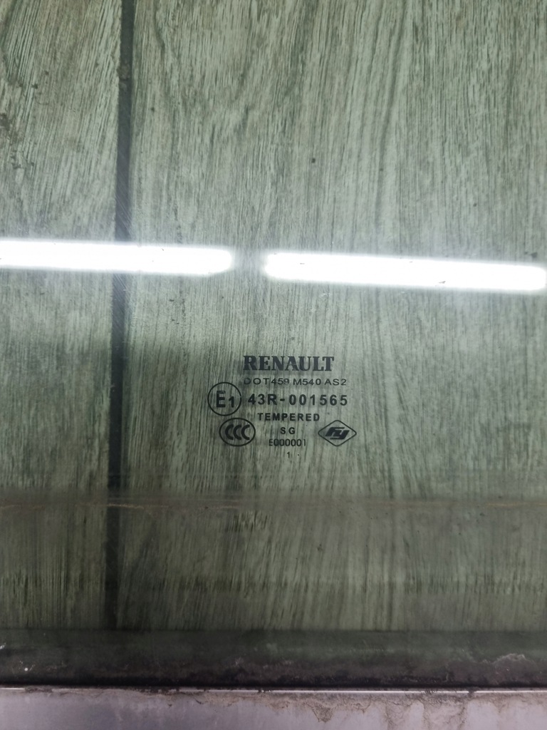 фото №5, Стекло дверь боковая правая renault magnum dxi lift vega