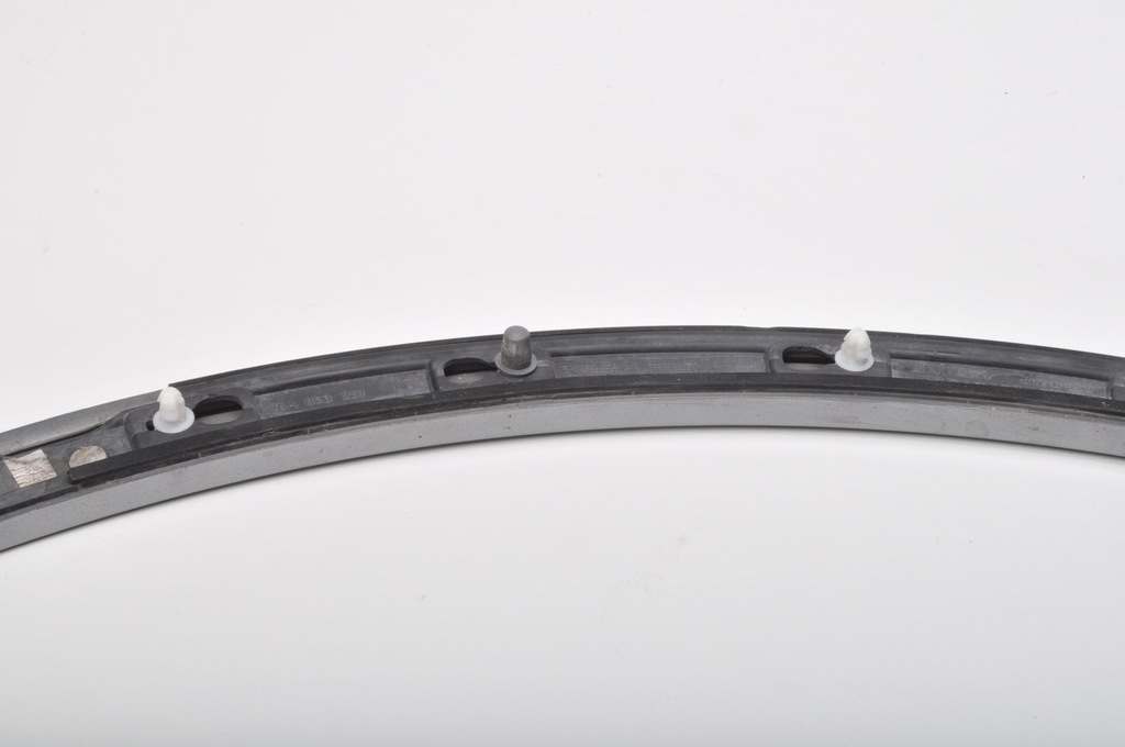 фото №7, Bentley bentayga накладка крила лівий задня 36a853817 18r l999