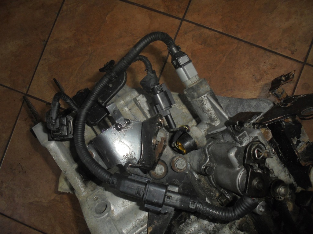 фото №6, Коробка передач передач kia cerato 1.5crdi 05'