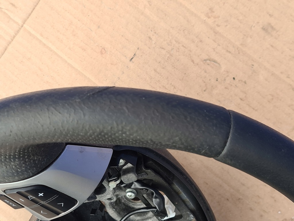 фото №9, Toyota auris i lift 09-11 повітропровід шкіра шкіряний