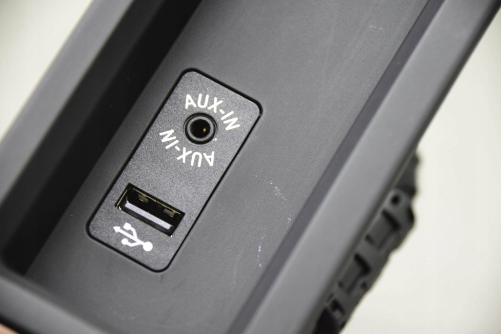 фото №9, Додаткові з'єднувач мультимедіа aux/usb bmw 3 f30, f80 9207357 2014