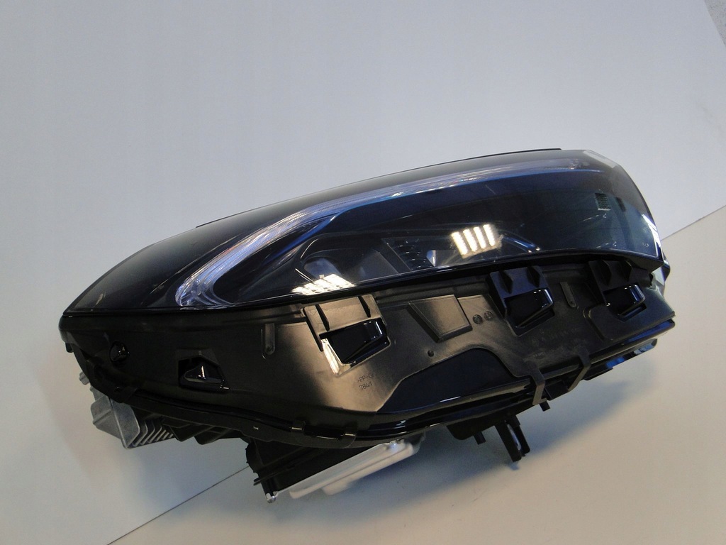 фото №9, Mercedes eqb x243 243 лампа передня права led