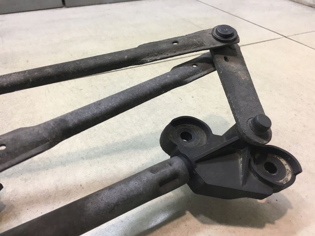 фото №9, Механизм дворник перед voyager iv