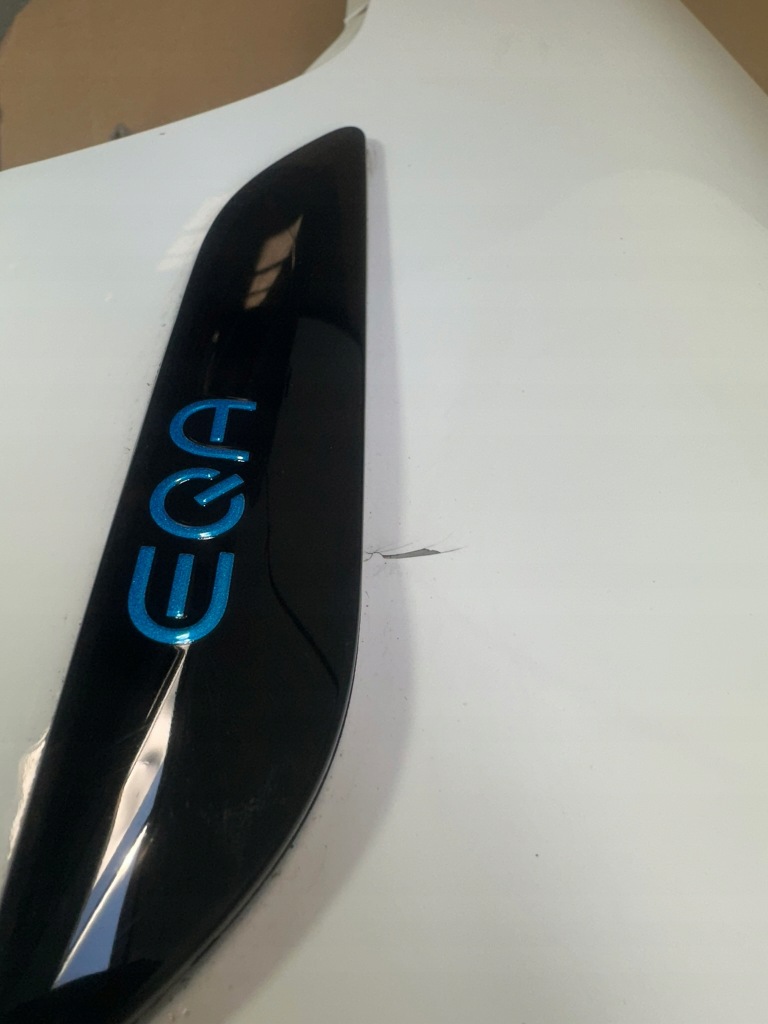 Крила правий перед, правий передній mercedes eqa h243, w243 c149 Київ