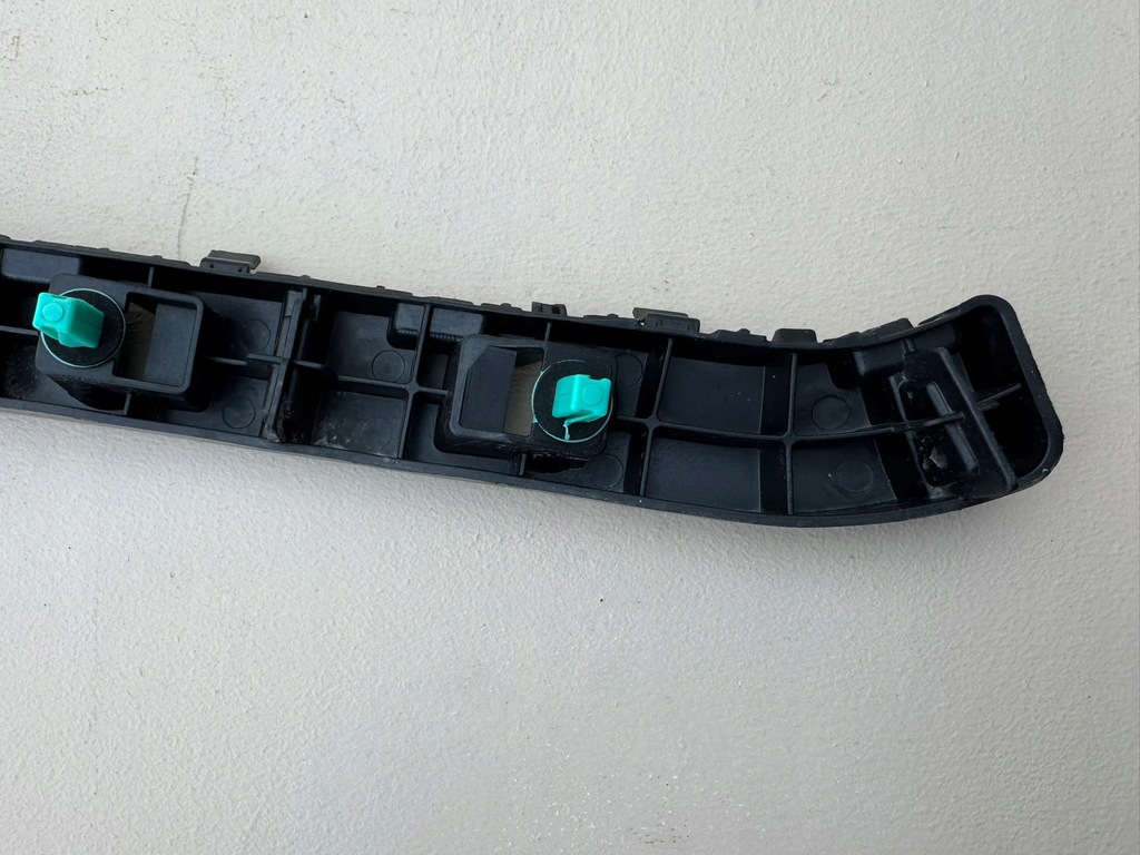 фото №11, Kia sorento iv 4 20r- направляющая бампера правый перед передний 86652-p2000