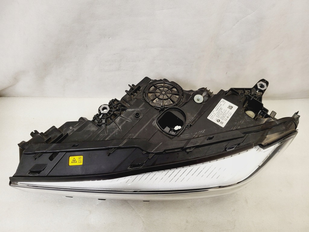 Bmw 7 g11 lci рестайлинг  laser лампа правая левая 7946775 7946776 Оригинал
