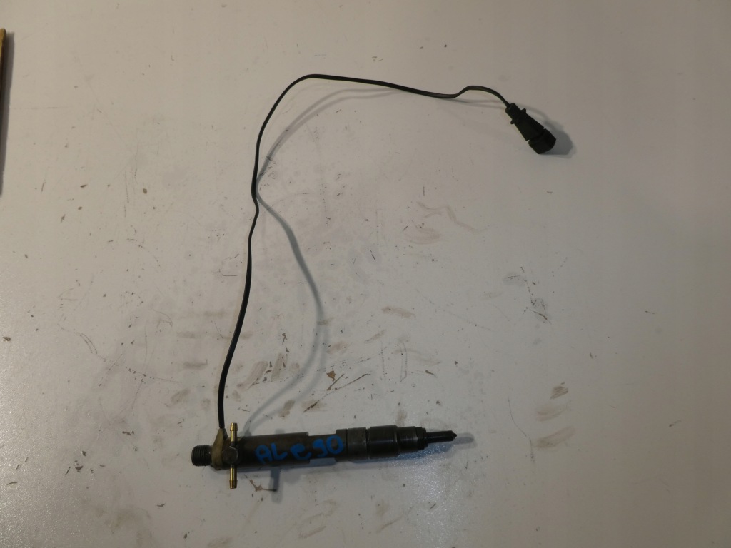 фото №1, Vw transporter t4 tdi форсунка 074130202a