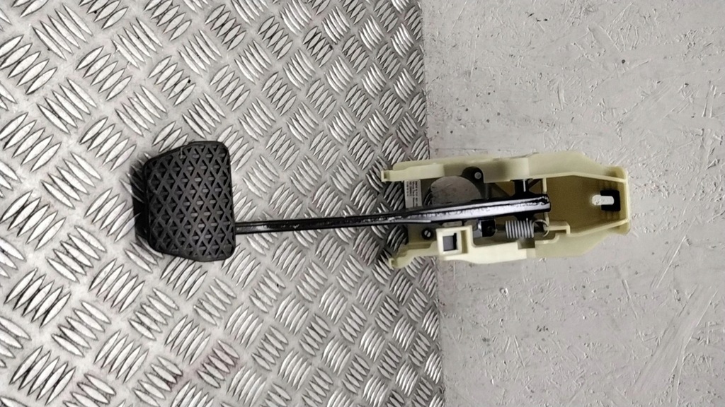 фото №1, Bmw x5 f15 2015 педаль тормоза