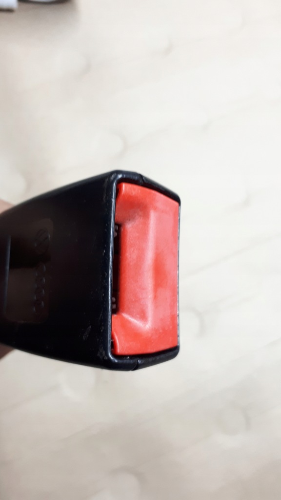 A4 b8 a5 8t кліпса поперечина сидіння перед 8k0857755d Зі Шроту