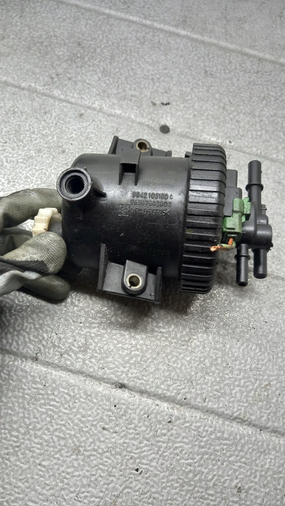 фото №1, Корпус фильтра топлива peugeot 807 04r 2.2hdi