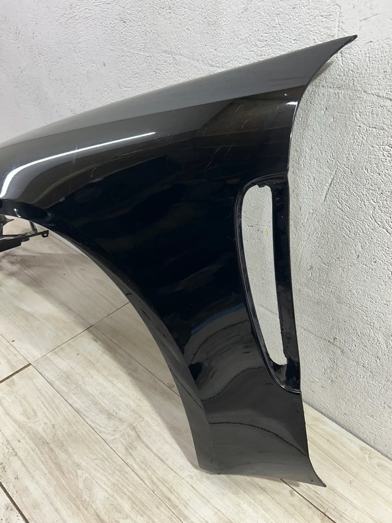 фото №9, Porsche panamera 971 2017 ліва сторона крила