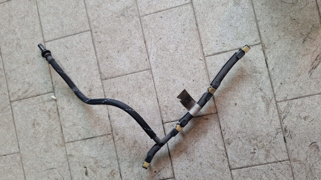 Купити Шланг зливний зливна трубка пального ds7 crossback 9824723180