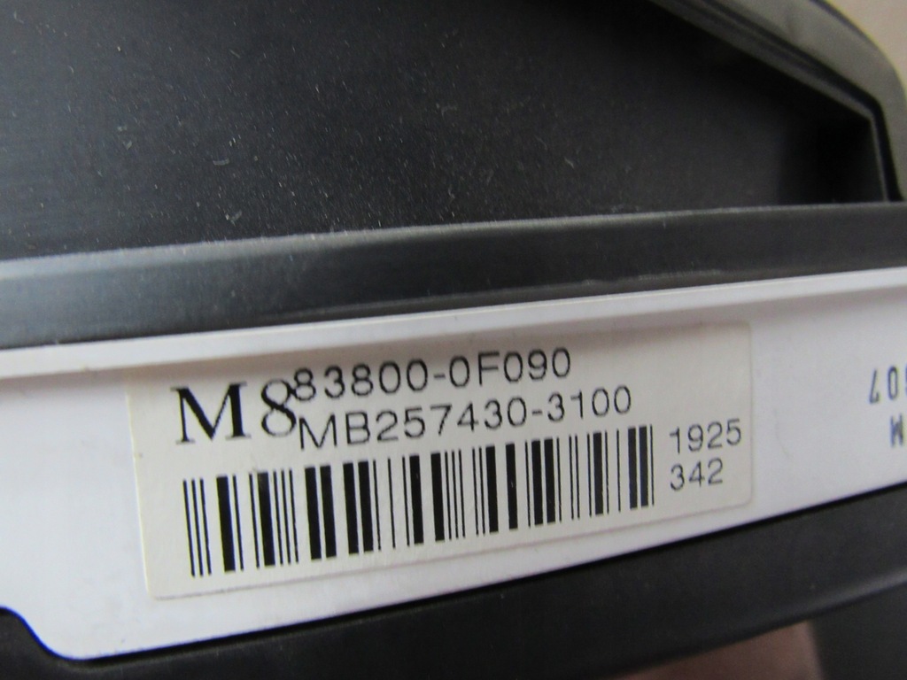 фото №7, Счетчик corolla verso ii 2.2 d4d 83800-0f090